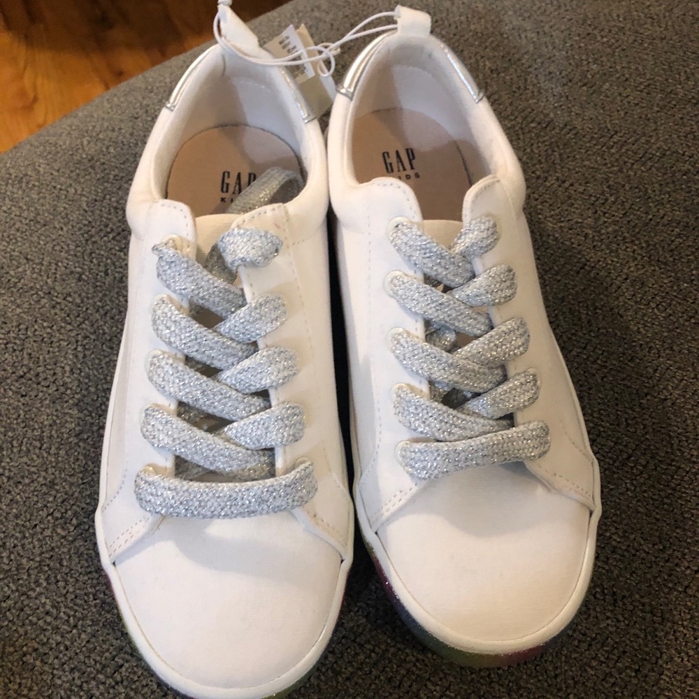 Gap sneakers